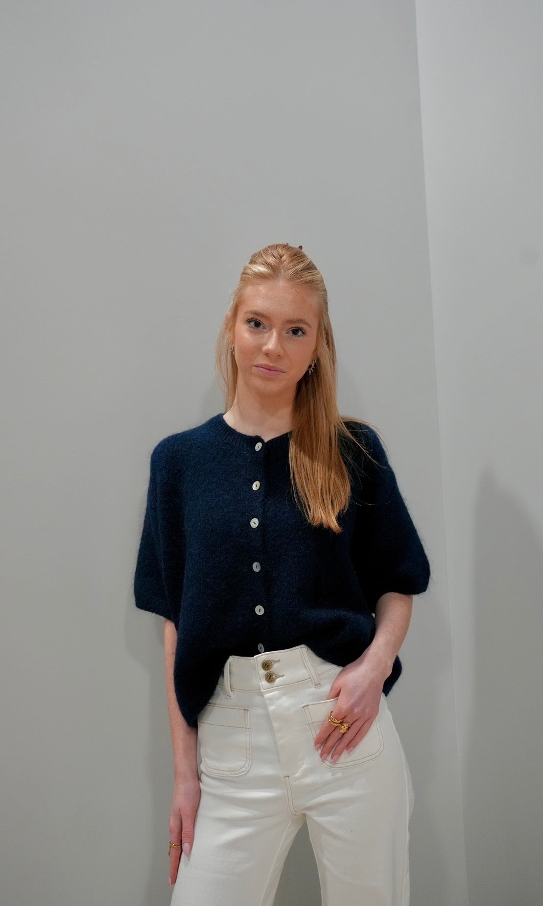 Bree sweater met knoopjes