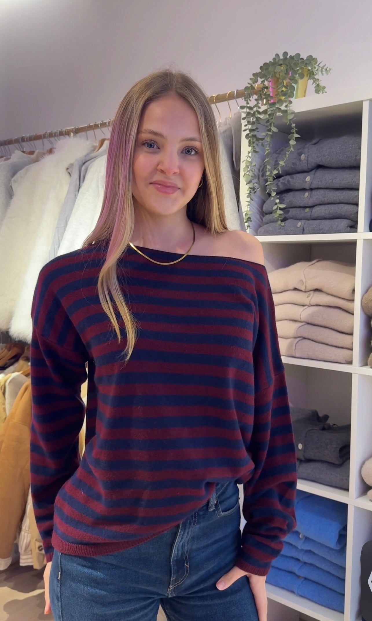 Bonnie trui off the shoulder