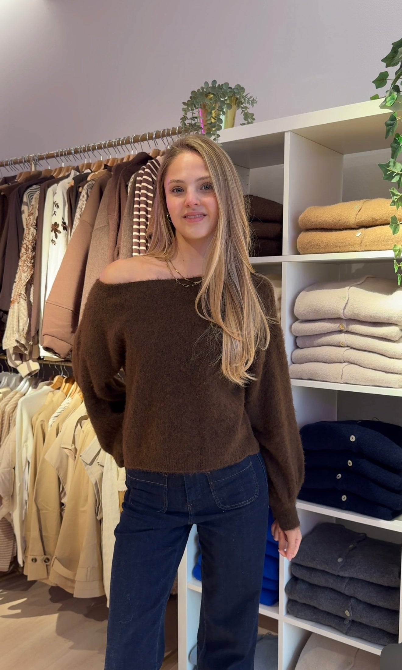 Anouk off the shoulder