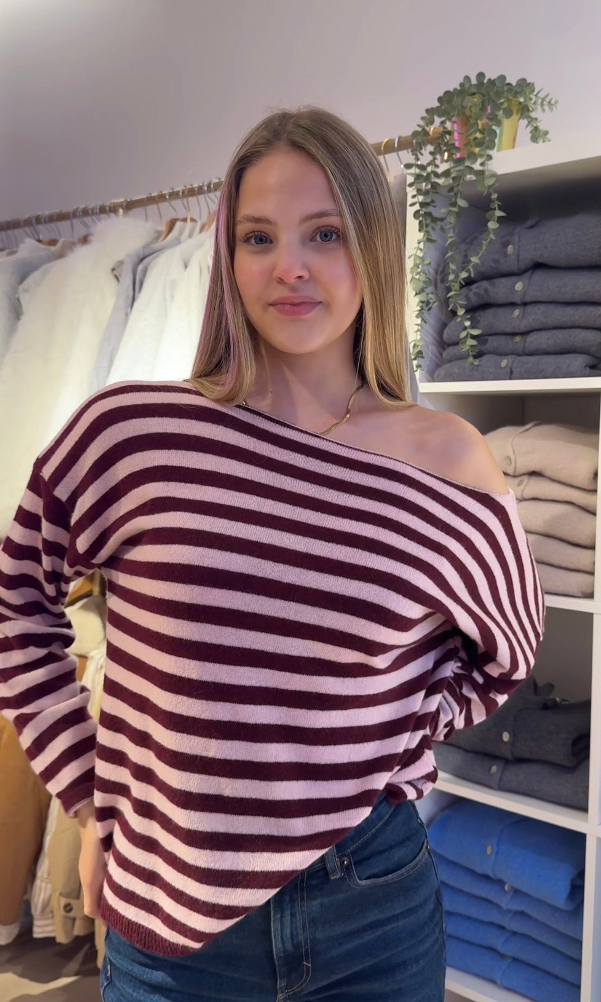 Bonnie trui off the shoulder